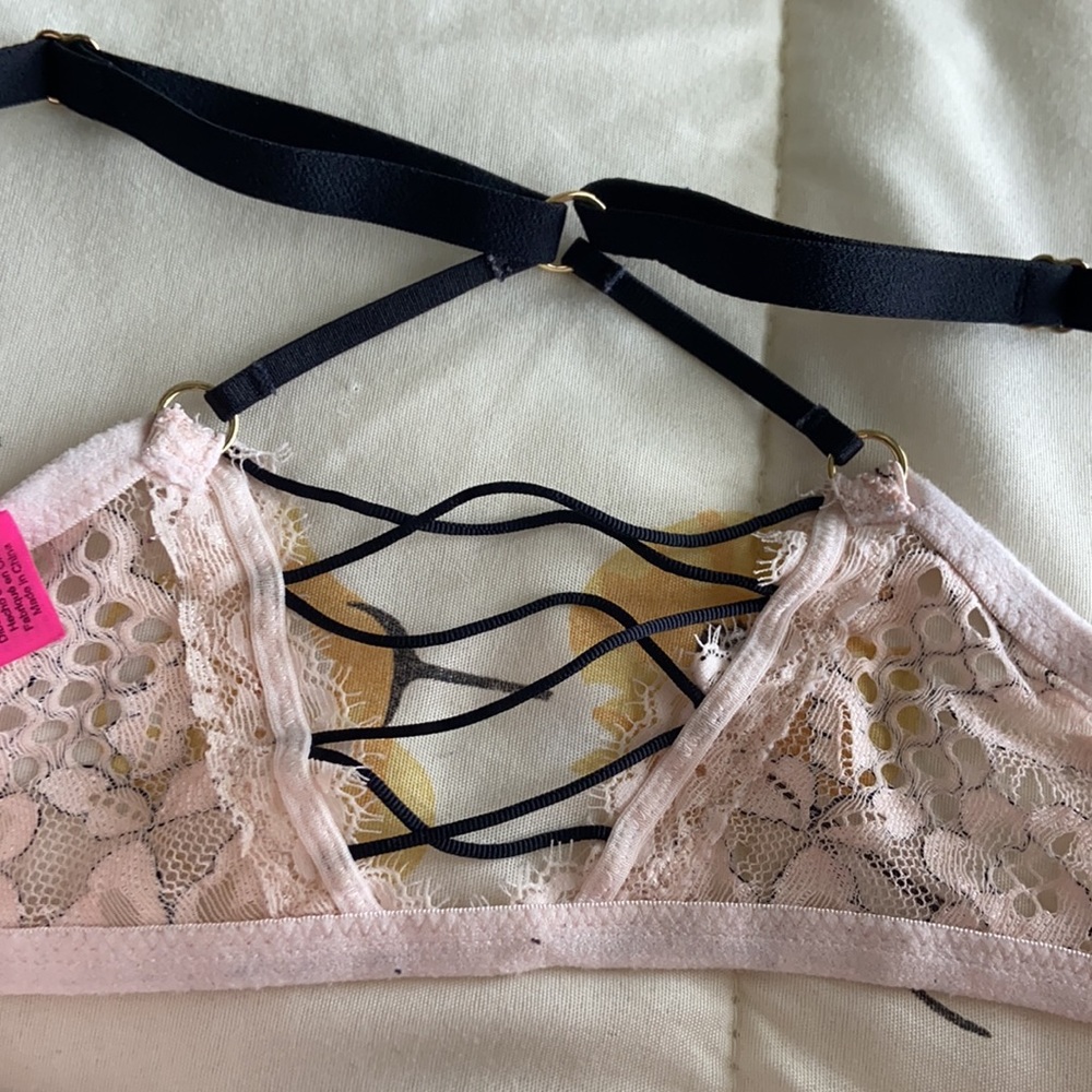 Push Up Bra - Picture 3 of 4
